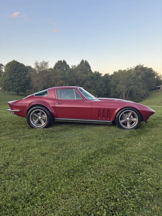 1965 Chevrolet Corvette C2 - Image 6 of 31