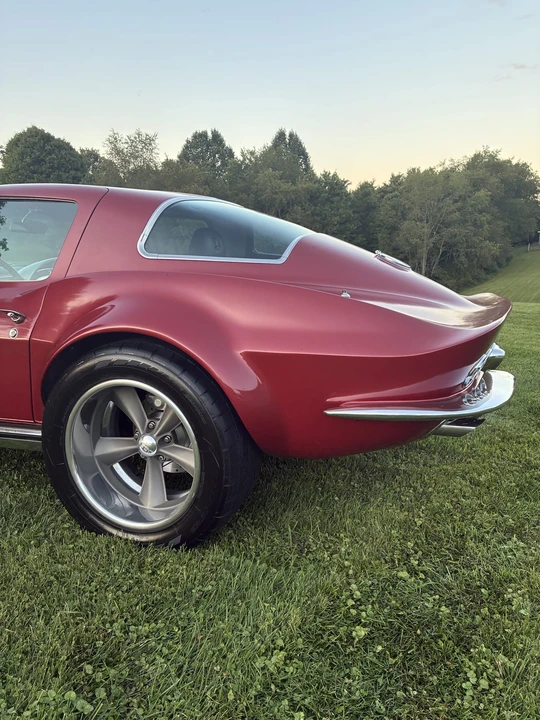 1965 Chevrolet Corvette C2 - Image 11 of 31
