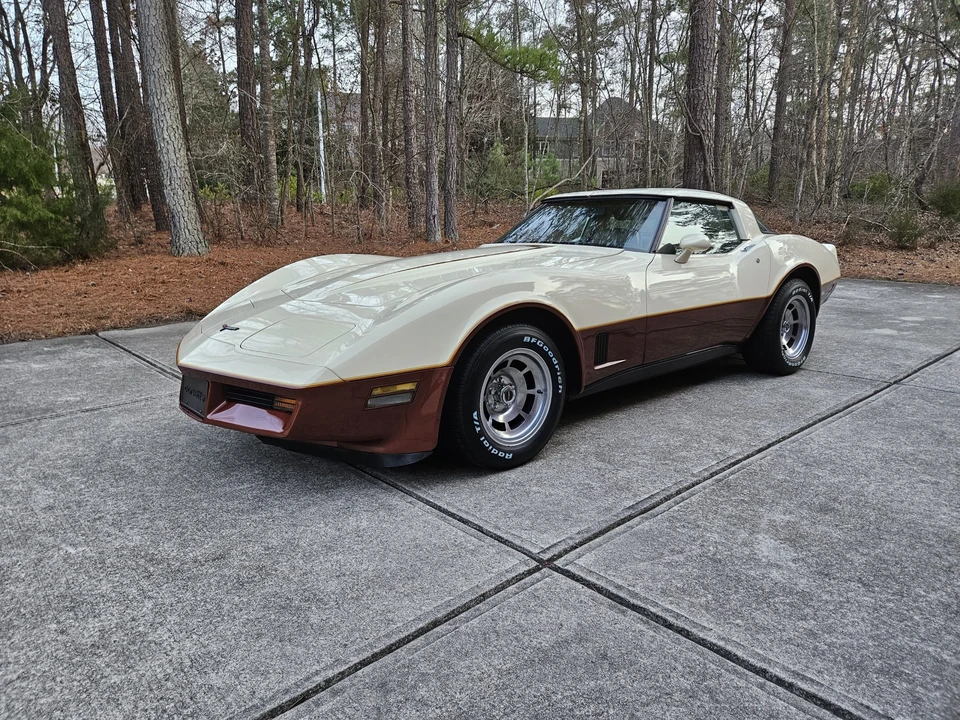 1981 Chevrolet Corvette C3 - Image 2 of 31