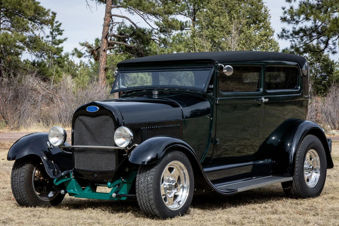 Ford Hot Rod - Image 2 of 31