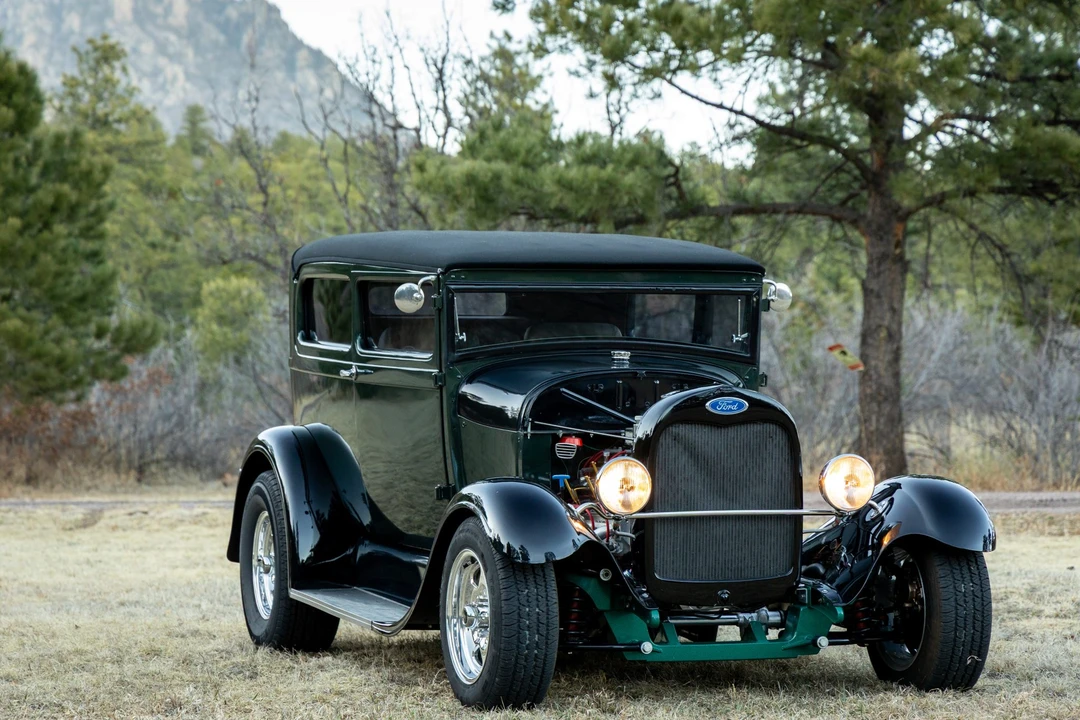 Ford Hot Rod - Image 10 of 31