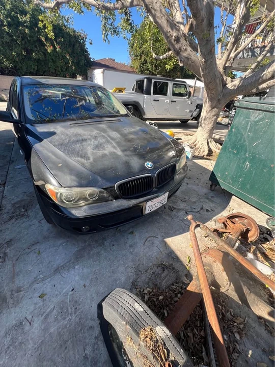 2006 BMW E65/E66 750i & 760i Sedan - Image 4 of 5
