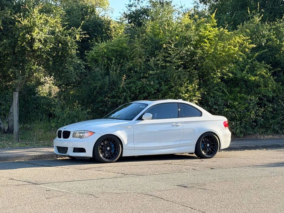 2012 BMW E82 135i & 135is - Image 2 of 12