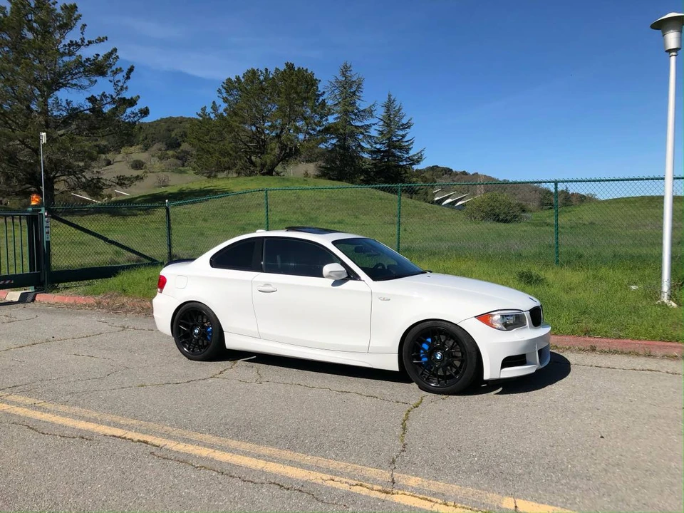 2012 BMW E82 135i & 135is - Image 10 of 12