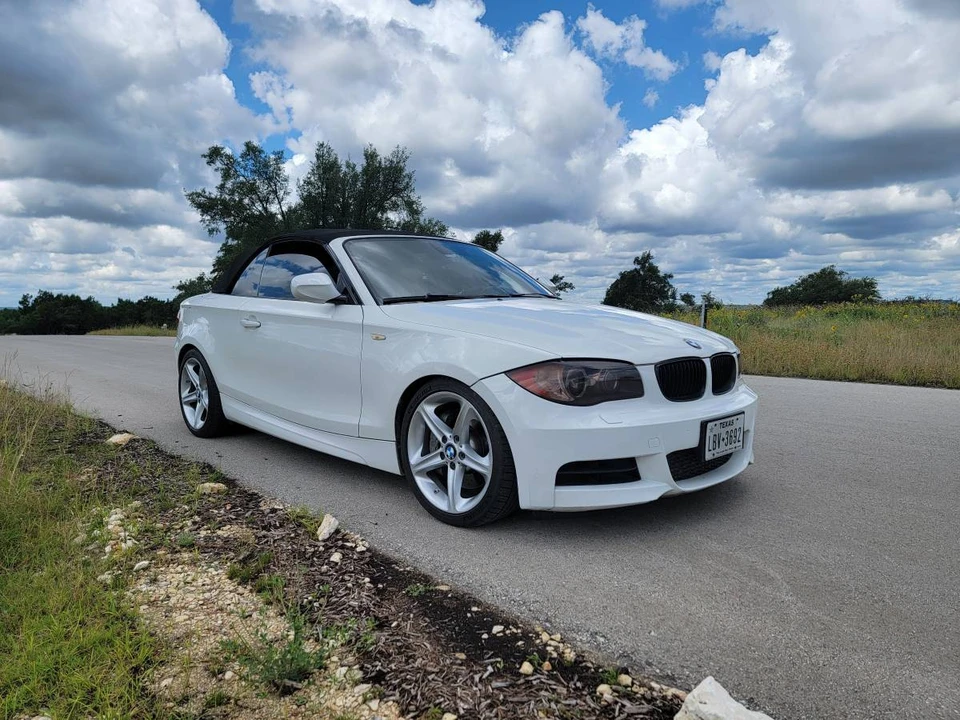 2011 BMW E82 135i & 135is - Image 2 of 11