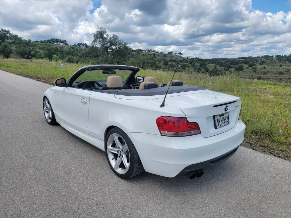 2011 BMW E82 135i & 135is - Image 4 of 11