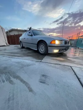 1994 BMW 318is