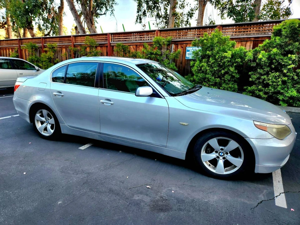 2006 BMW E60 5 Series Sedan - Image 3 of 4