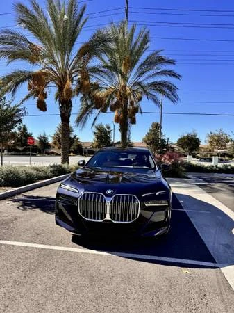 2023 BMW G70 7 Series - Image 3 of 7