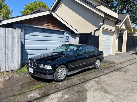 1995 BMW 318i