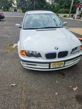 2000 BMW 323i