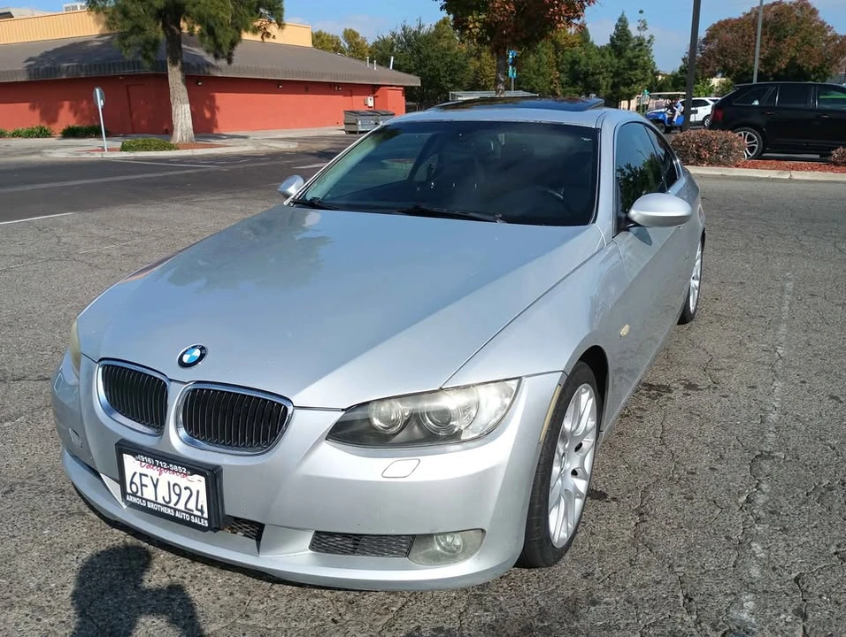 2008 BMW E90 3 Series Sedan - Image 8 of 10