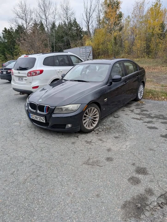 2010 BMW E90 3 Series Sedan - Image 2 of 6