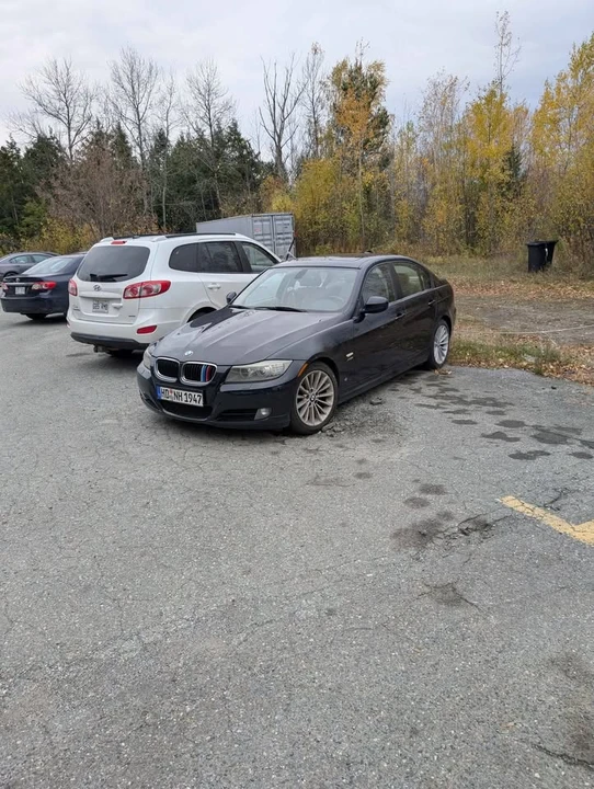 2010 BMW E90 3 Series Sedan - Image 3 of 6
