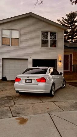 2011 BMW E90 3 Series Sedan - Image 6 of 17