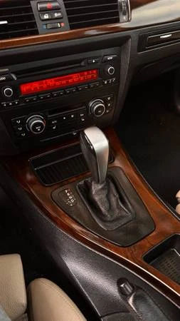 2011 BMW E90 3 Series Sedan - Image 11 of 17