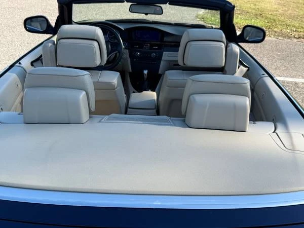 2011 BMW E93 3 Series Convertible - Image 7 of 14