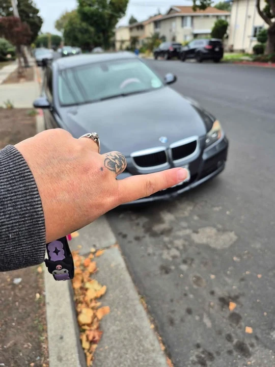 BMW E90 3 Series Sedan - Image 3 of 6