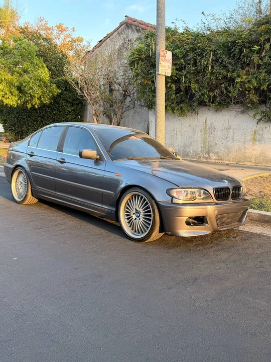 2004 BMW E46 330i & 330Ci - Image 2 of 11