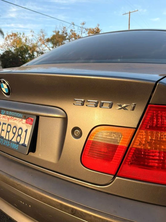 2004 BMW E46 330i & 330Ci - Image 8 of 11