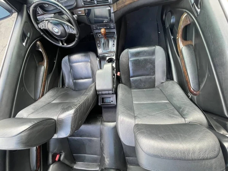 2001 BMW E46 330i & 330Ci - Image 9 of 23