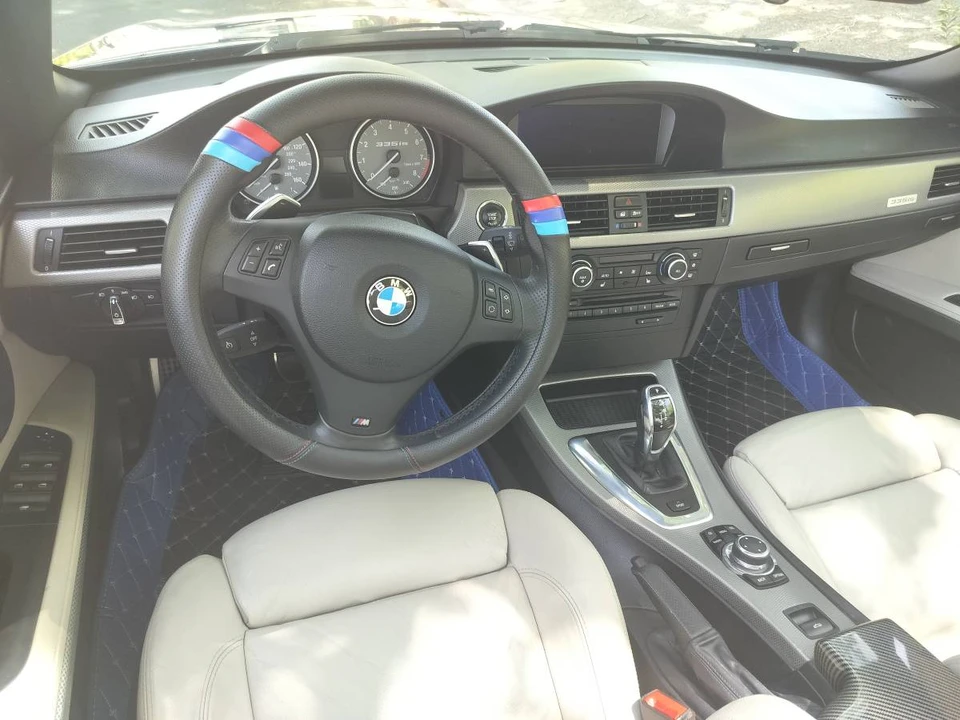 2011 BMW E93 335i Convertible - Image 3 of 11