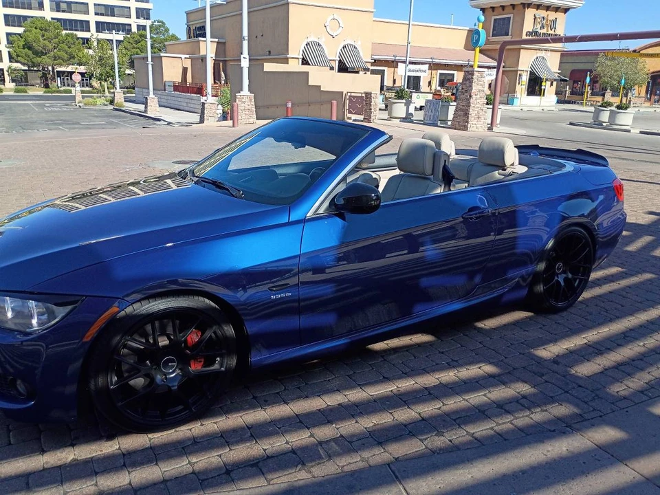 2011 BMW E93 335i Convertible - Image 4 of 7
