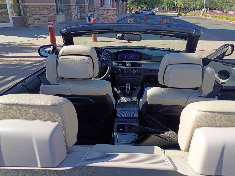 2011 BMW E93 335i Convertible - Image 5 of 7