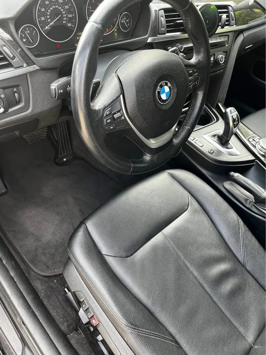 2015 BMW 4 Series - Image 9 of 10