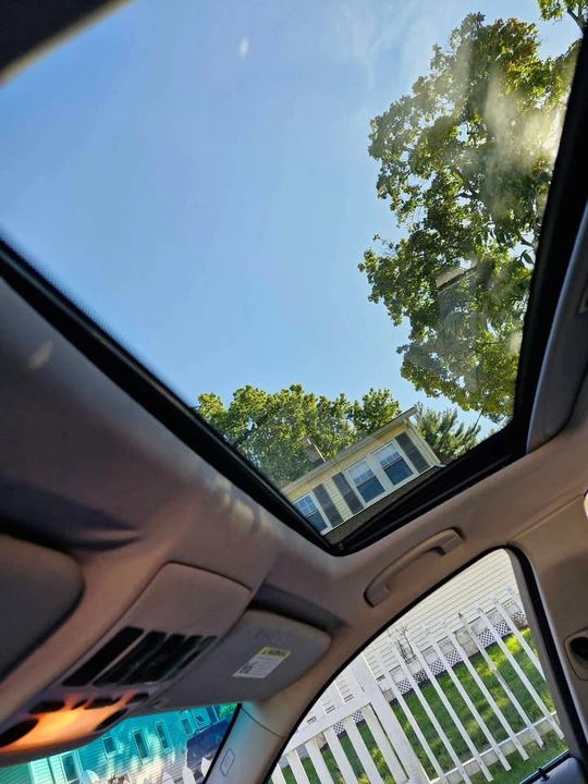 2006 BMW E60 5 Series Sedan - Image 8 of 9