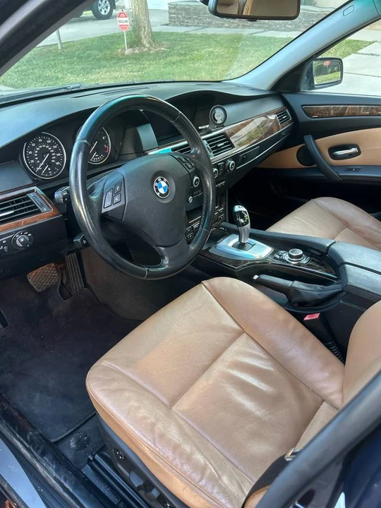 2009 BMW E60 5 Series Sedan - Image 7 of 14