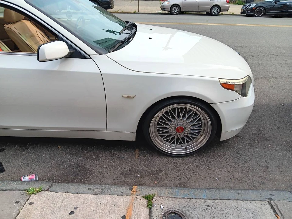 2005 BMW E60 5 Series Sedan - Image 6 of 8