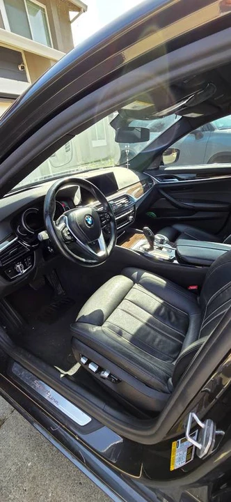 2017 BMW 5 Series - Image 5 of 6