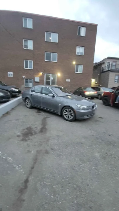 2009 BMW E60 5 Series Sedan - Image 2 of 6