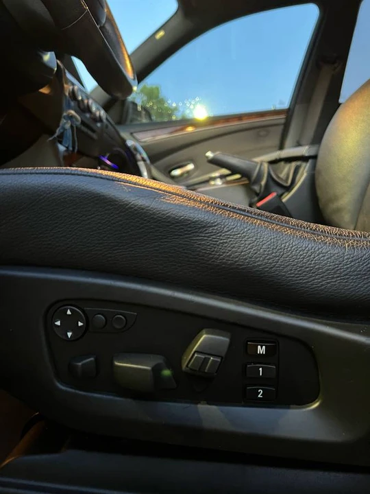 2010 BMW E60 5 Series Sedan - Image 10 of 11