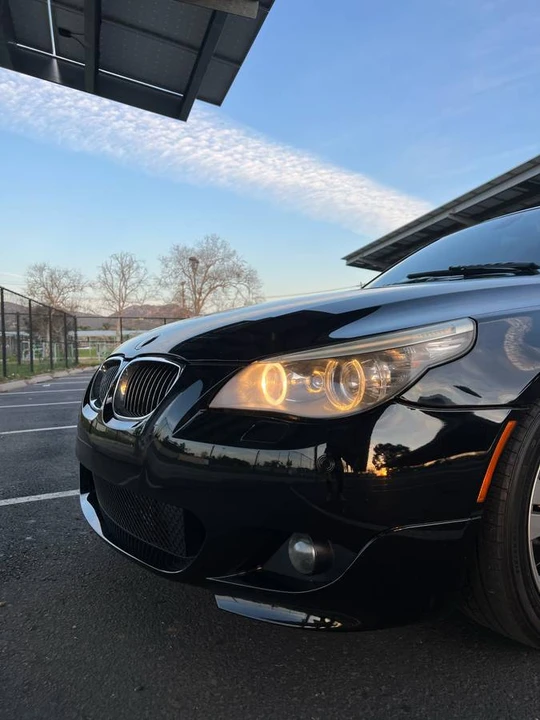 2010 BMW E60 5 Series Sedan - Image 3 of 11