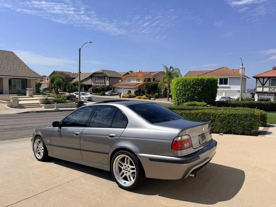 2003 BMW E39 540i - Image 5 of 15