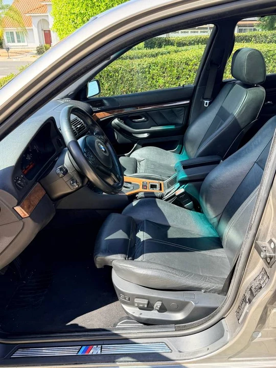 2003 BMW E39 540i - Image 9 of 15