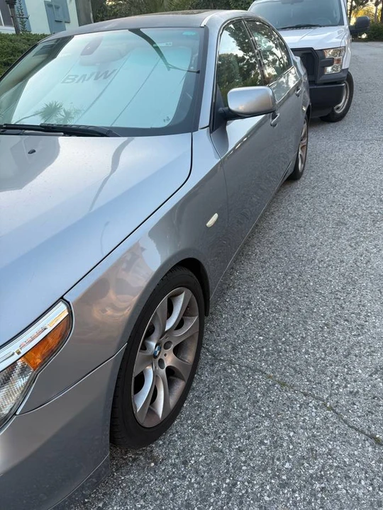 2005 BMW E60 545i & 550i Sedan - Image 4 of 6