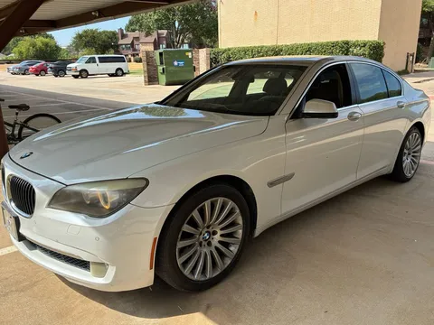 2011 BMW 750i