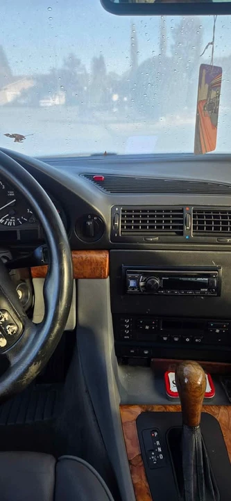 2001 BMW E38 7 Series - Image 4 of 5