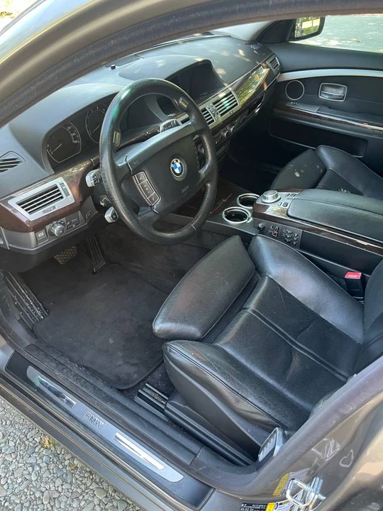 2007 BMW E65/E66 750i & 760i Sedan - Image 2 of 5