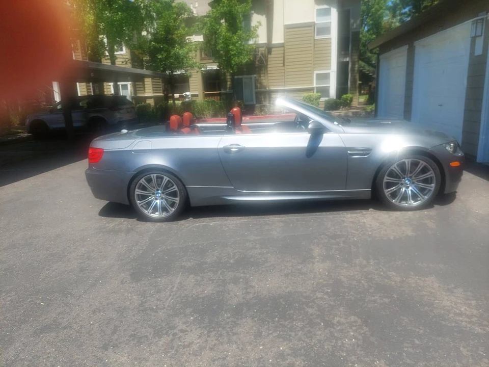 2011 BMW E93 M3 Convertible - Image 3 of 4