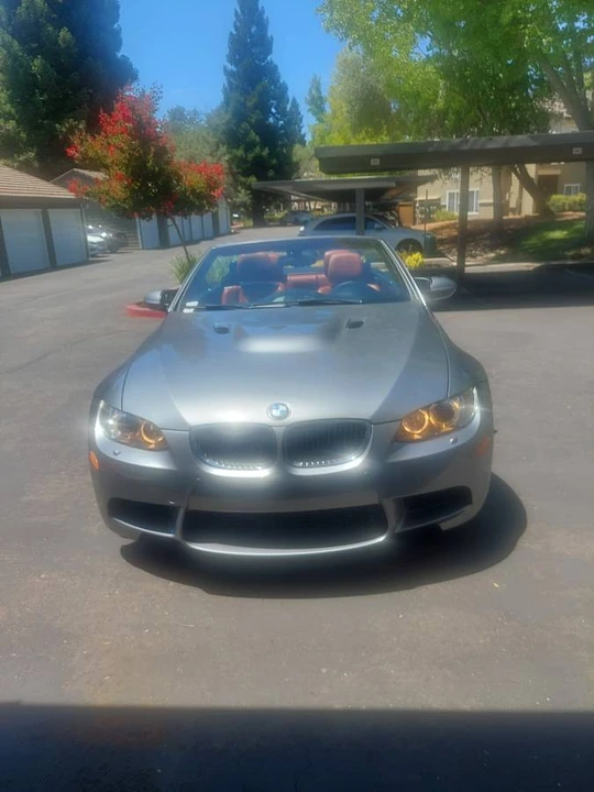 2011 BMW E93 M3 Convertible - Image 2 of 4