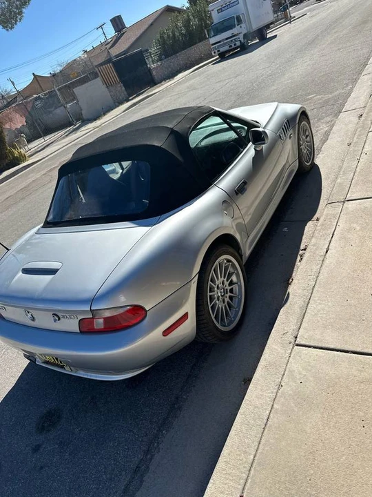 2001 BMW Z3 Roadster - Image 2 of 4