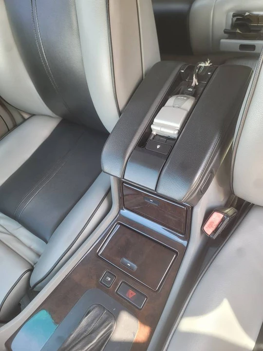 2000 BMW E38 7 Series - Image 5 of 8
