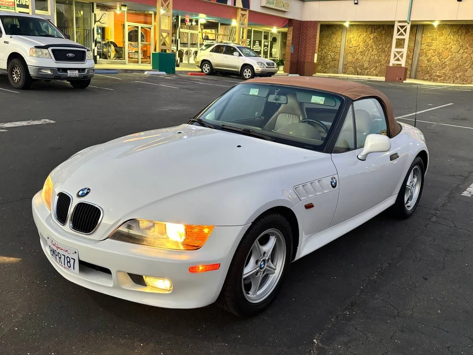1997 BMW Z3 Roadster - Image 2 of 13
