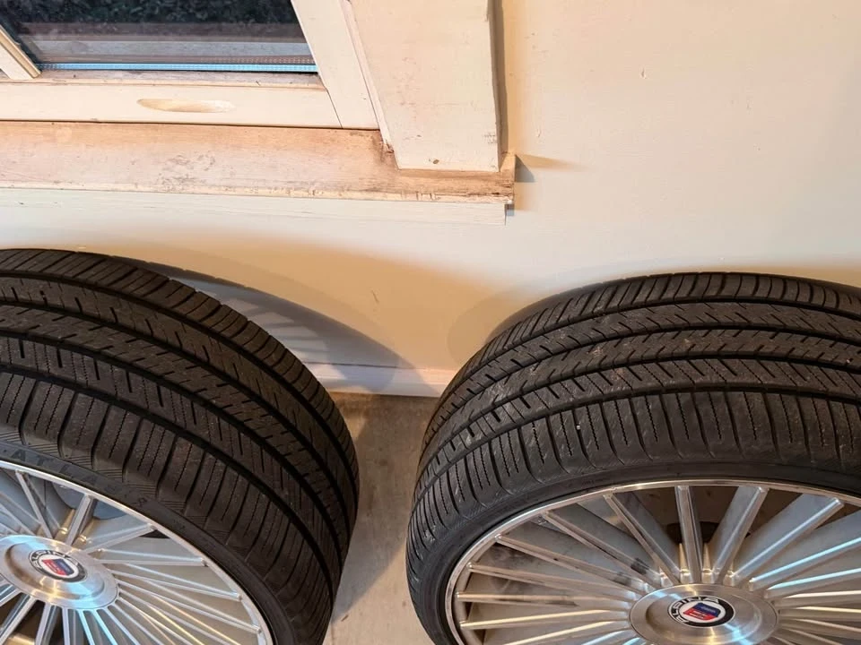 Parts & Memorabilia Other Wheels - Image 3 of 4