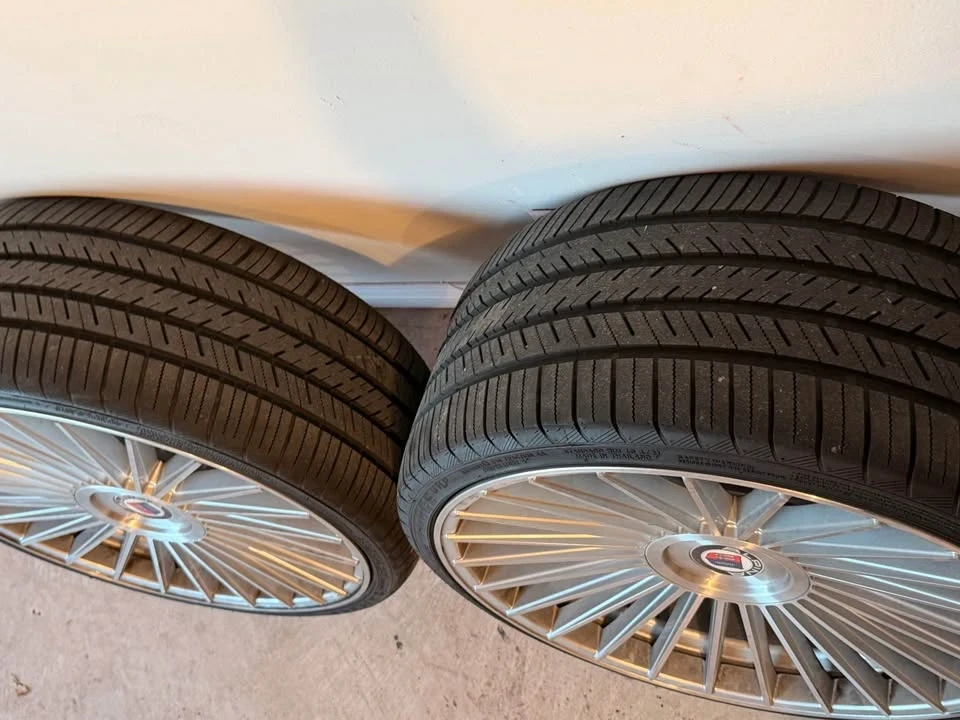 Parts & Memorabilia Other Wheels - Image 4 of 4