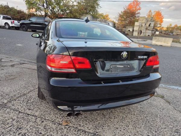 2009 BMW E90 3 Series Sedan - Image 5 of 18